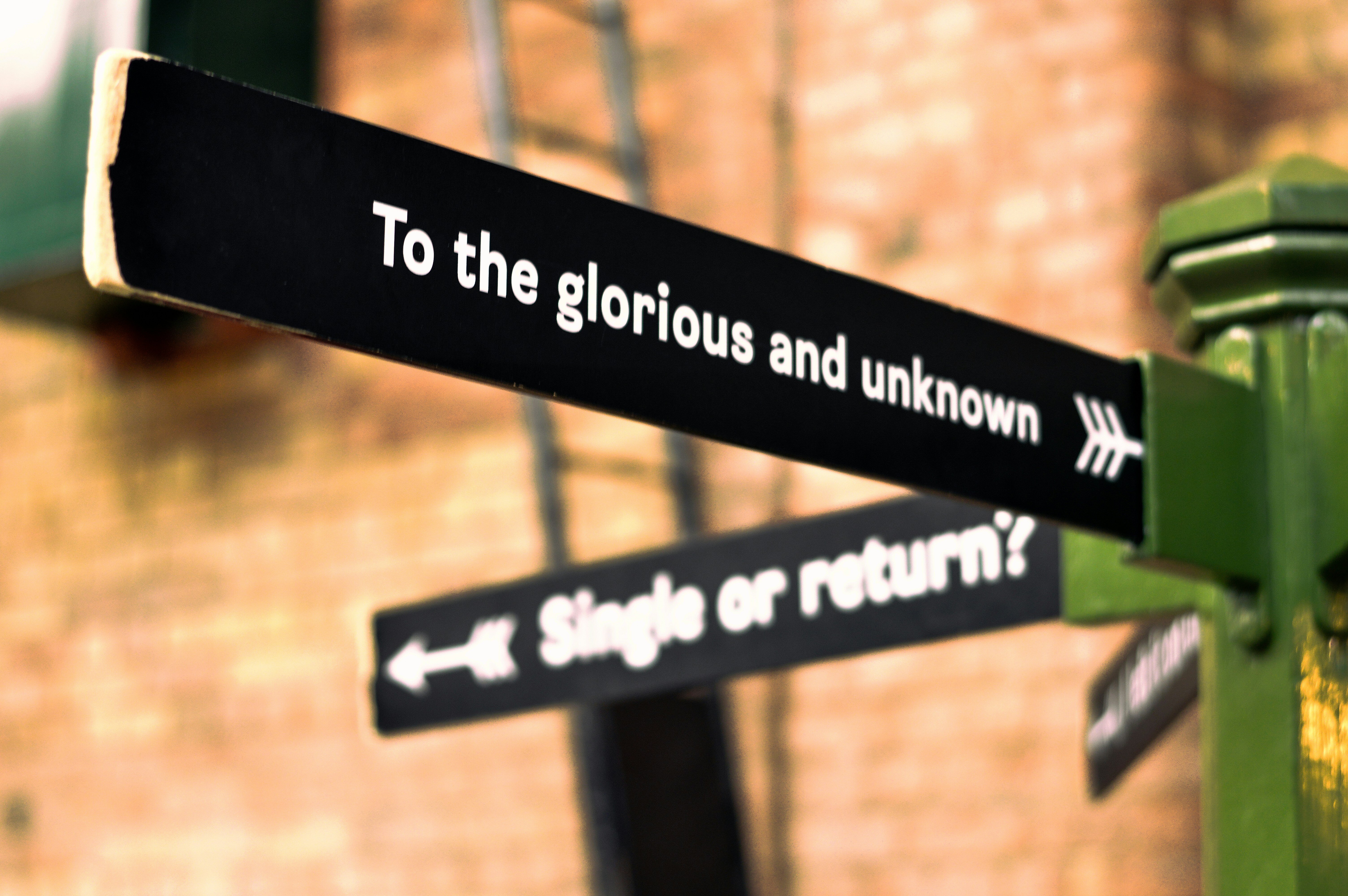 tolu-akinyemi-FugPlkCOf2U-unsplash